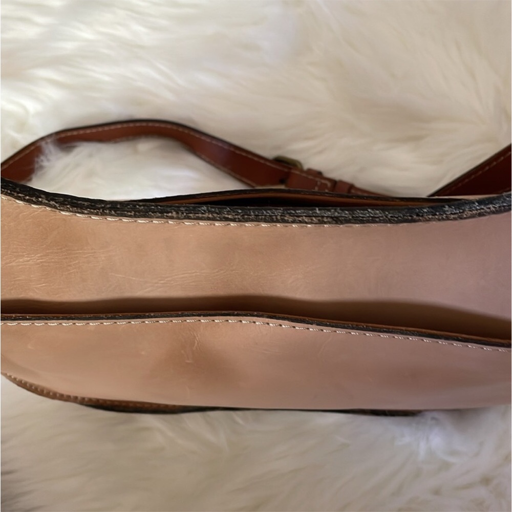 Patricia Nash Heritage “London” Crossbody Bag - Picture 8 of 14